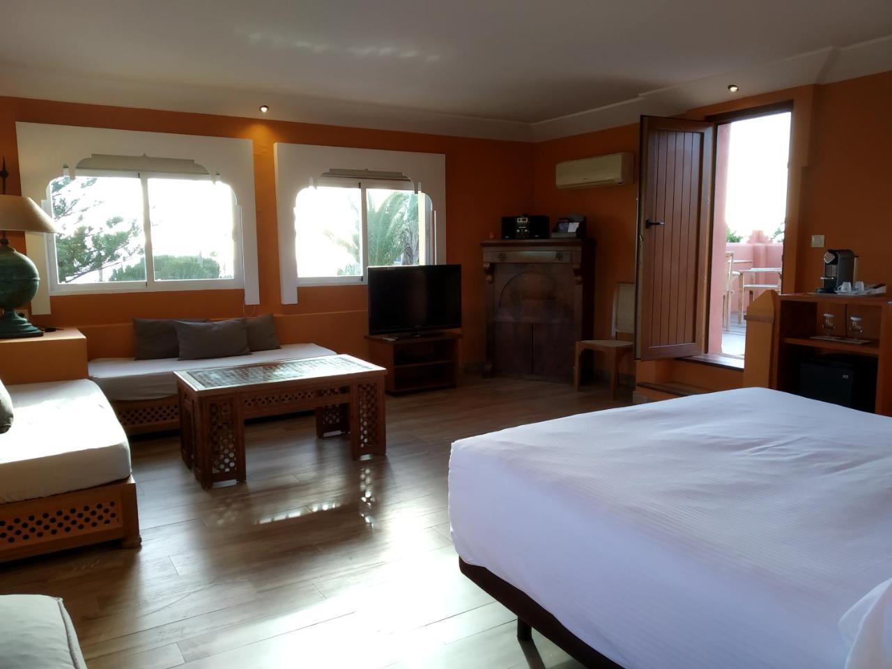 Beach Hotel Dos Mares Tarifa Extérieur photo